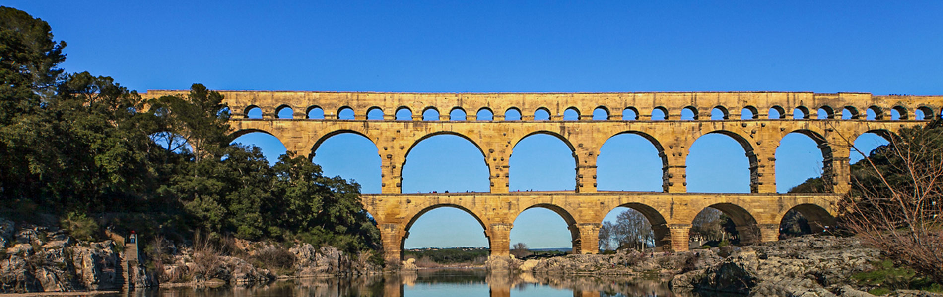 https://www.campingbonport.com/wp-content/uploads/2022/01/pont-du-gard-2-100x32.jpg